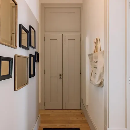 Kamour - 2 Bedrooms And Balcony In Baixa Apartment *